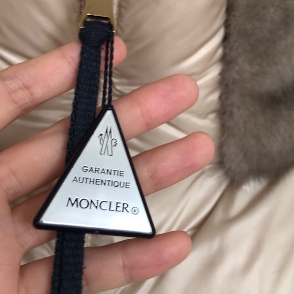 Moncler mink coat - Picture 5 of 9
